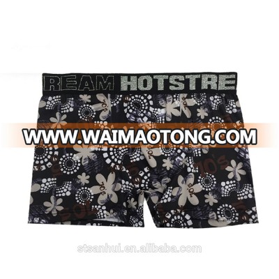 Soft Touching Milk Silk Fabric Breathable Mans Boxer shorts OEM Design